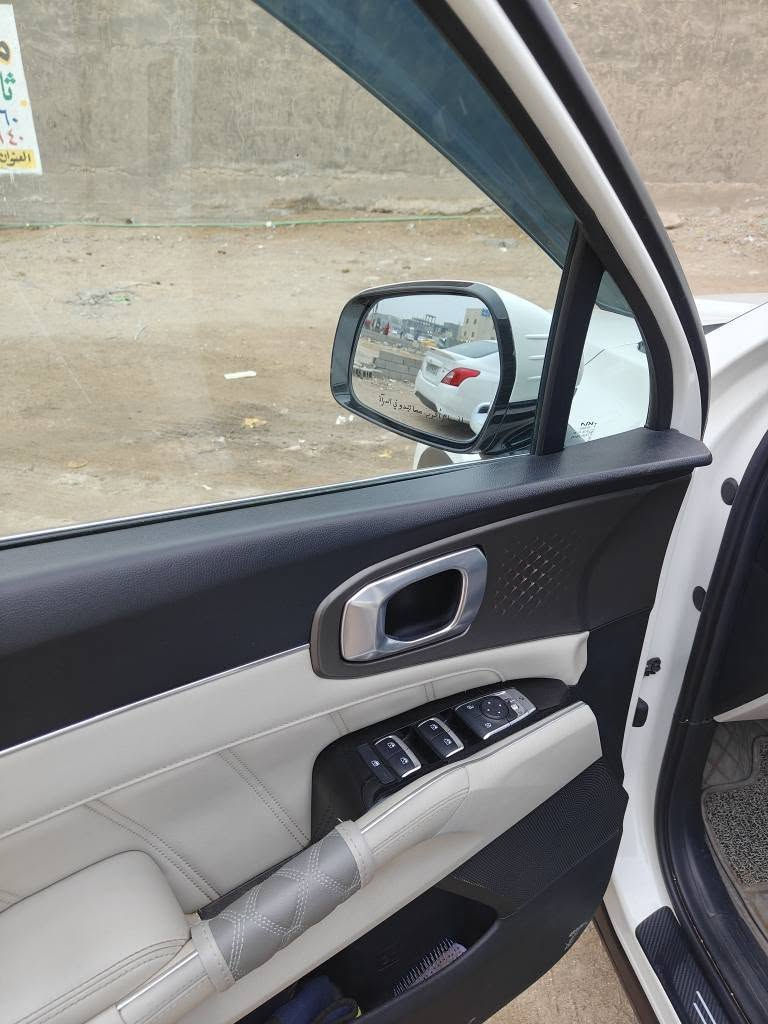 السلام عليكم كيا سورنتو للبيع او مراوس بتاهو مديل 17,18,19,20 مكفوله باسمي مديل 23 خليجي سته سلندر ماشيه 44 قابل للزياده هزه جديده رقم اربيل الجديد كير ماوس سايد بريك بصمه بردات خلفيه باب جنطه ذكي كهربائي بصمة تشغيل وبابين امامين بصمه بعدها على وضع الشركه بس الماسحات امبدله ارع عدسات كامره دواره شحن لاسلكي كشنات كهرباء وبعد بيه هواي مواصفات سعرها 3 شدات مع المجال مكان السياره بالبصره للاستفسار اكثر اتصال ***********  وات ساب البصرة, العراق
