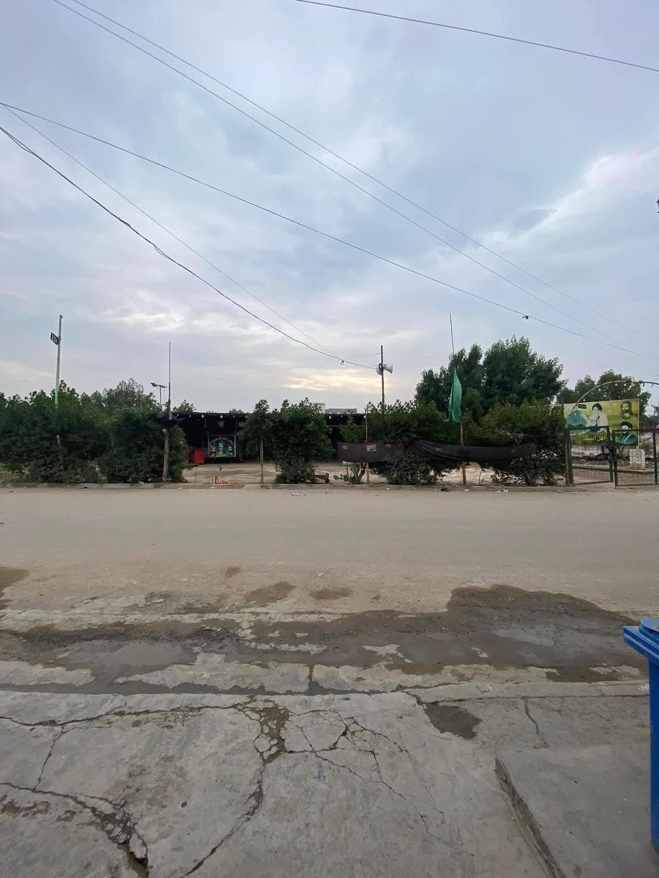 بيت للبيع في الزعفرانية مساحة 100 متر واجهة 5 و نزال  20 بيت طابو ملك صرف طابقين بي  3 غرف نوم و ستقبال و صحيات عدد 3 بناء حديث نقص بس واجهه بي
عنوان الزعفرانية شارع كهرباء على شارع 15 مقابل ساحة ابو فريد او مدرسة الحديد 
سعر 125 تواصل واتساب او على ماسنجر رقم ***********
بيت للبيع في الزعفرانية مساحة 100 متر واجهة 5 و نزال  20 بيت طابو ملك صرف طابقين بي  3 غرف نوم و ستقبال و صحيات عدد 3 بناء حديث نقص بس واجهه بي

