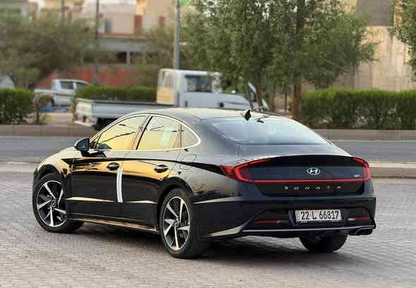 سوناتا 2021 وارد امريكي 
حادثه بل صور موجوده وبيه حالوب قليل بل قماره 
فول 1/1 عده الفتحه 
***********
عنواني بغداد حي البنوك بغداد
