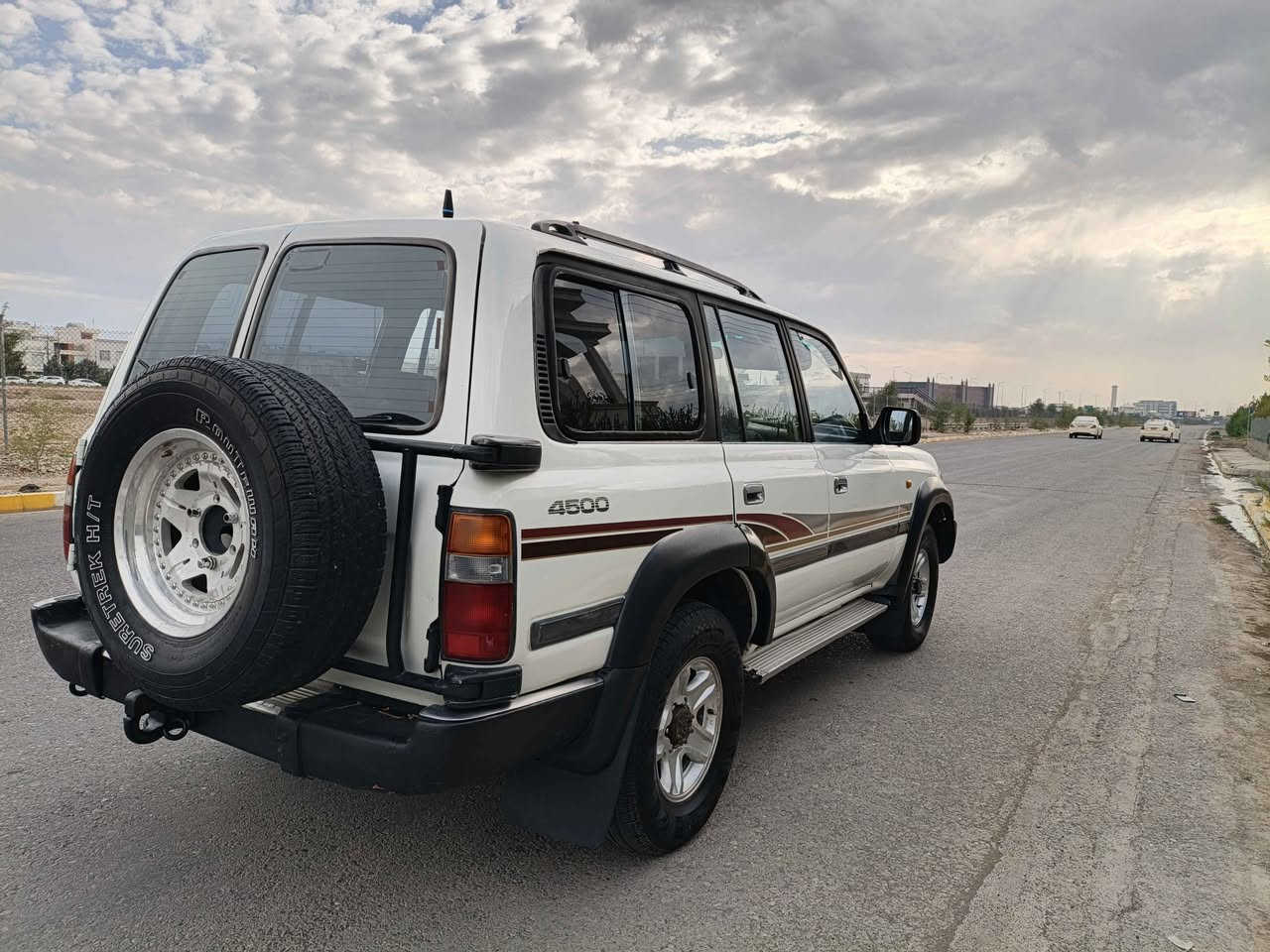 ليله علو سياره يه كى زؤر جوانه كيرومه كينه مؤنيكايه كابليته ره عيزام بوايه غه بى ليدران جام كاره بايه سعر 63""*********** أربيل, العراق
