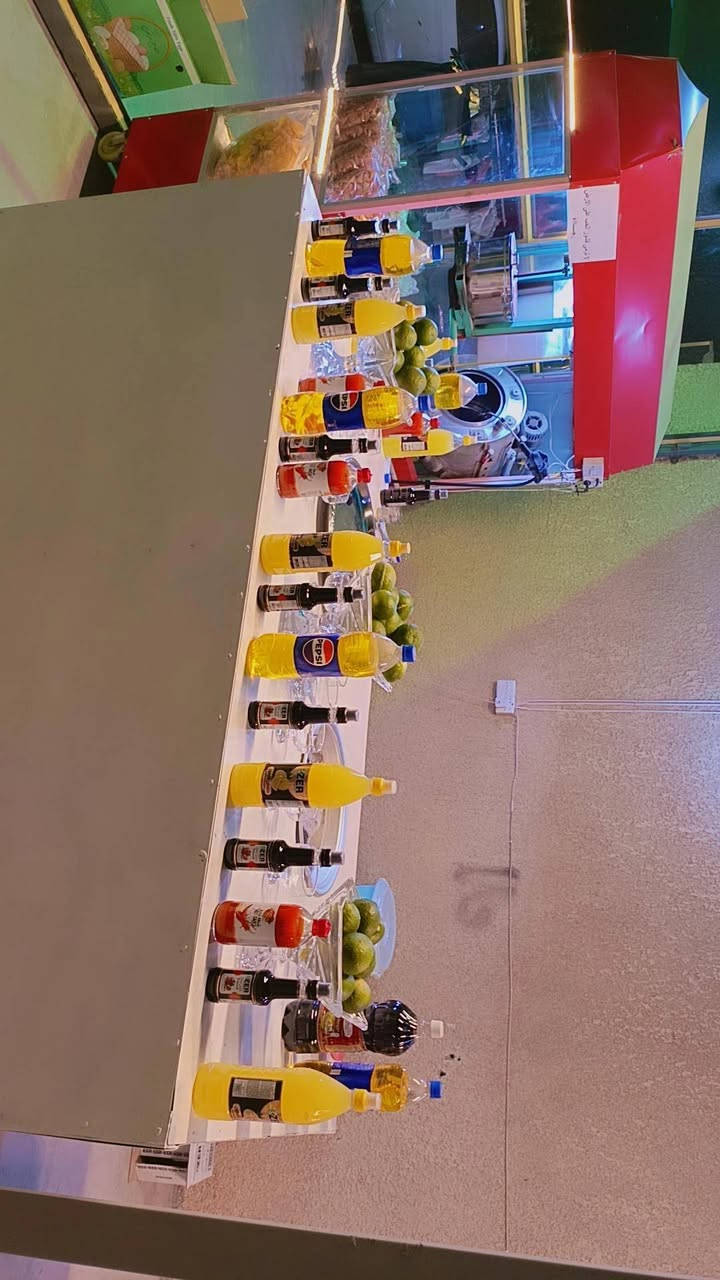 السلام عليكم
ميز لبلبي + مكينه حب وشامية وجبس للبيع 
مع كامل الغراض والمسواك 
يوجد مكان للايجار داخل كوفي شوب 
مكاني بغداد / الحسينية 
***********
