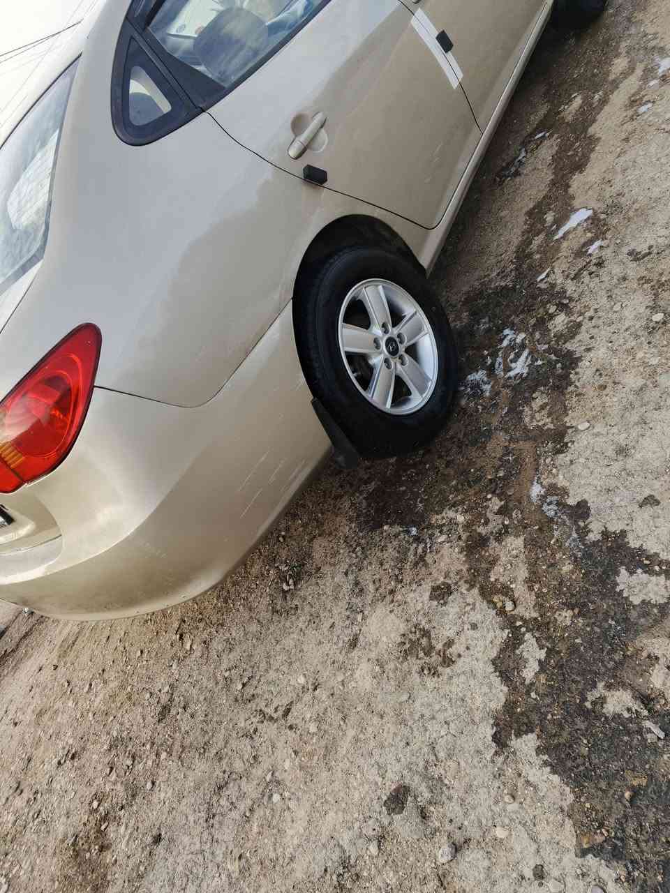 سلام عليكم النترا عضم موديل ،2010 خليجي مكينه ،1600 دوش مكينه وحداديه شرط مكفولات وبيه 3 قطع صبغ بدون  تخم تايرات جديد ويل كب  السعر 97 بيه مجال بصيط وسنويه لل29 مكاني بابل الحصوة للاستفسار ***********
