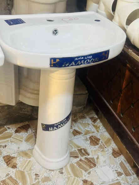 إلى وكلائنا في العراق وصول لدينا مغاسل ابيض درجه اولى إلى شركة جه نكين في بابل اسعار مناسبه اصحاب شركات ومجمعات ***********
