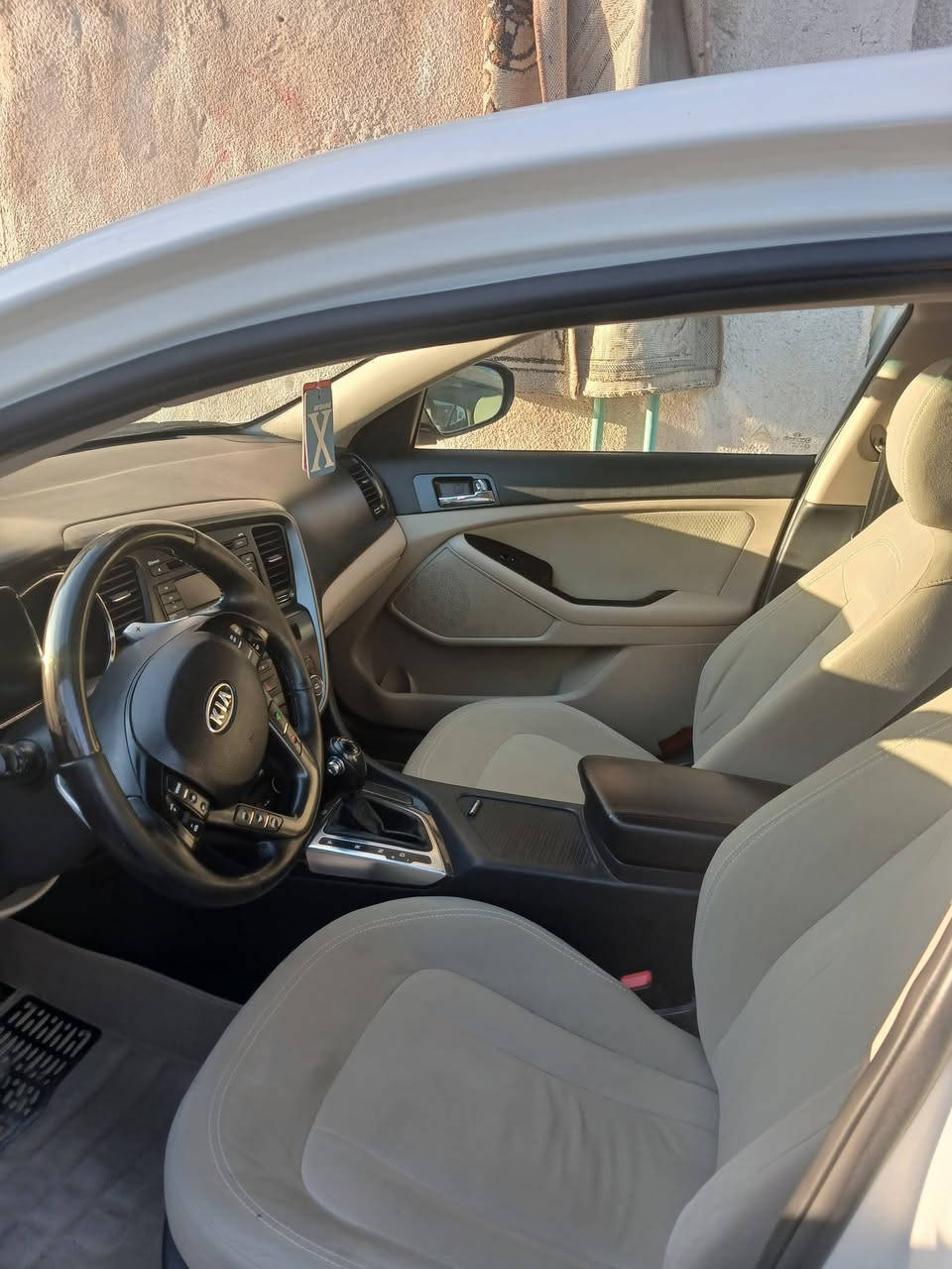 كيه اوبتيما موديل  2011  خليجي مكينه دوش بنو رما فول مكفوله شرط السونار رقم انكليزي بسمي بغداد تحويل مباشر    السعر 125  اي استفسار اتصال ***********
