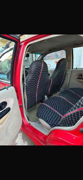 السلام عليكم … بيع كيوكيو  موديل 2013 السياره جديده ماشيه تقريبا 67 مكينه كير خير من الله كير اتو تبريد ثلج كهربائيات كلها شغاله تغم تاير جديد باتري جديد رقم بغداد انكليزي سنويه جديده  مكفوله من الضربه والصبغ بيها طخطخات بسيطه السياره خير من الله تاخذها متصرف عليها دينار رايدها 35 وبيها مجال شي بسيط  مكاني بغداد رقمي *********** بغداد
