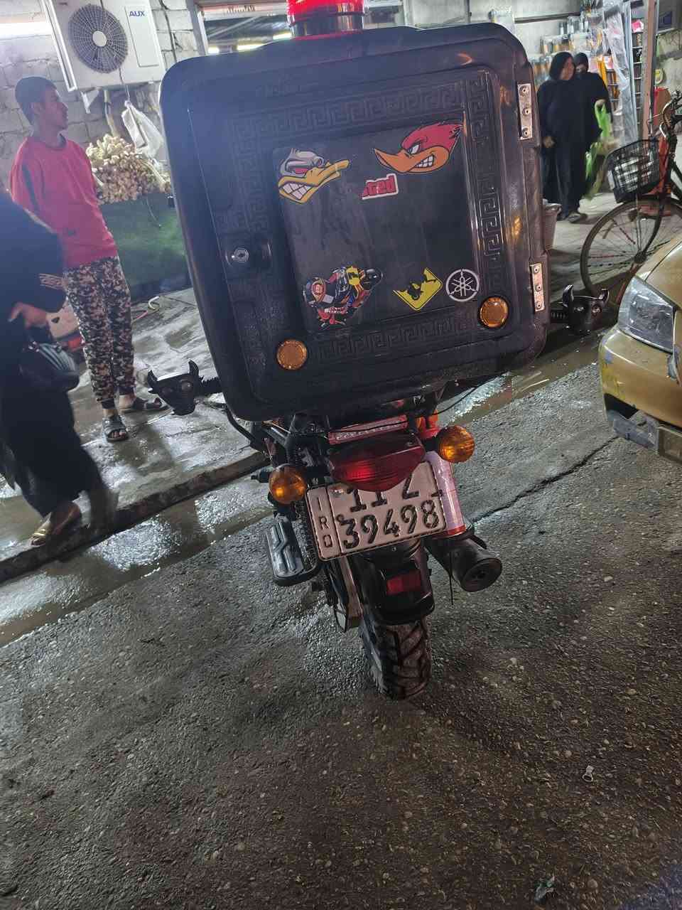 السلام عليكم بوكسر للبيع
موديل 2023 رقم وسنويه وتحويل ثاني يوم
دراجه استخدام شخصي مامشتغله دلفري ابد مال جناي
شغاله سلف وهندر
كهربايات كله شغال اشاير دبل اشاره اشاير اضافيه بلصندوك 
بك لايت بريك عالي ناصي كله شغال
تايرات جديد 
مجفته مره وحده قبل شهرين وبيه ضمان بلتجفيت سنه 
يم بوكسر البلديات
دراجه لاتبخير ولا تنقيص
اي عطل مابيه مكاني .....بغداد قرب جزيره بغداد السياحية
هاتف ***********
