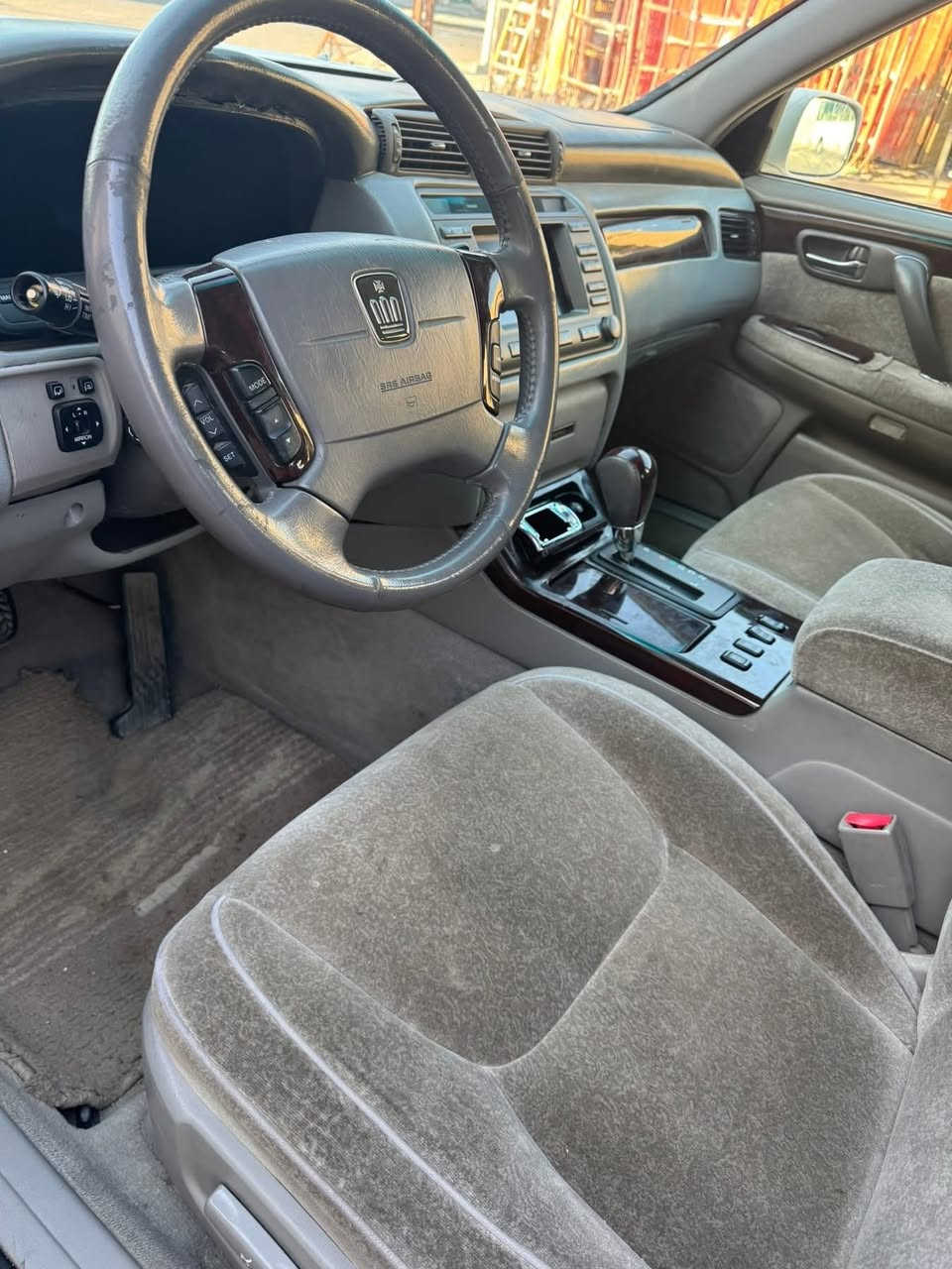 جنون ادوات ٤ دكم ديفور الكبير كصه قماره فقط سياره جاهزه من كلشي ب55 وبيه مجال العنوان البصره القبله ***********
