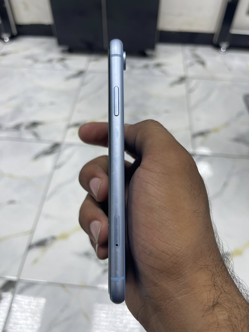 ايفون XR
ذاكرة 128
بطاريه 79 بلاديه 
نموذج M نضافه 100%
جهاز مكفول كفاله عامه من كلشي 
السعر 150 وبي مجال بسيط 
العنوان بغداد حي اور 
الشراي يراسلني خاص


**إذا كنت صاحب هذا الإعلان وتريد حذفه لأي سبب، رجاءا أرسل رسالة إلى الدعم الفني**