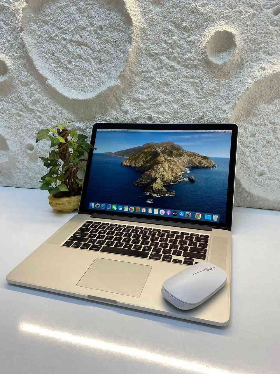 Macbook Air 13.3 M1 بۆ فرۆسشتن
CPU: M1
Ram: 8GB
Storage: 256GB
Battery: 100%
Screen Size: 13.3 Inch
Keyboard: Arabic

ستیکەرەکان بە کەڤەرەوەیە
پاکەت و شەحنی خۆی لەگەڵدایە

نرخ:850 دینار
***********
