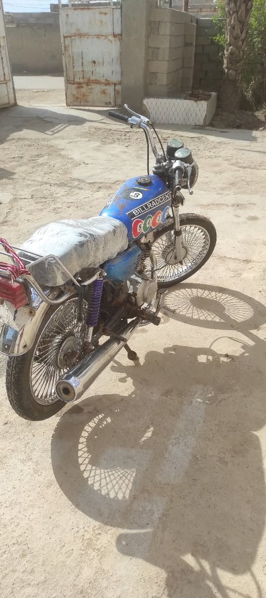 دراجه نامه اربعه كير موديل 2019 اوراقها ضايعه مكفوله من السرقه السعر 375
التواصل ***********
