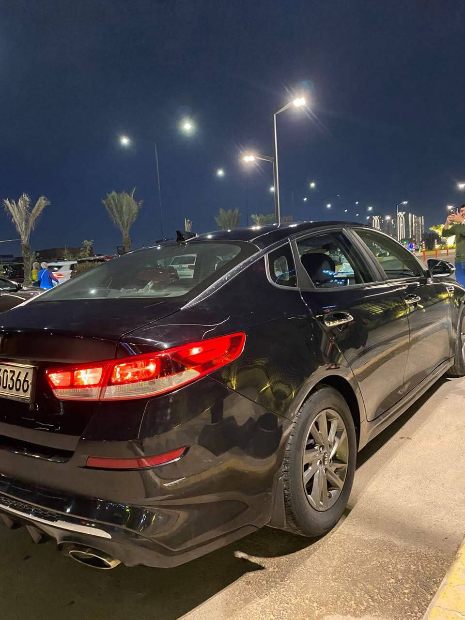 السلام عليكم كيا اوبتمأ موديل 2019 سياره وارد امريكي حادث جاملغ وبنيد سياره خير  من الله صدر تخم تاير كله جديد موصفات تحكمات سترين شاشه رادار امامي خلفي كامرا دواره مكاني بغداد حي الجهاد رقم ***********
السعرر 116 وبيه مجال بسيط بيع مستعجل
