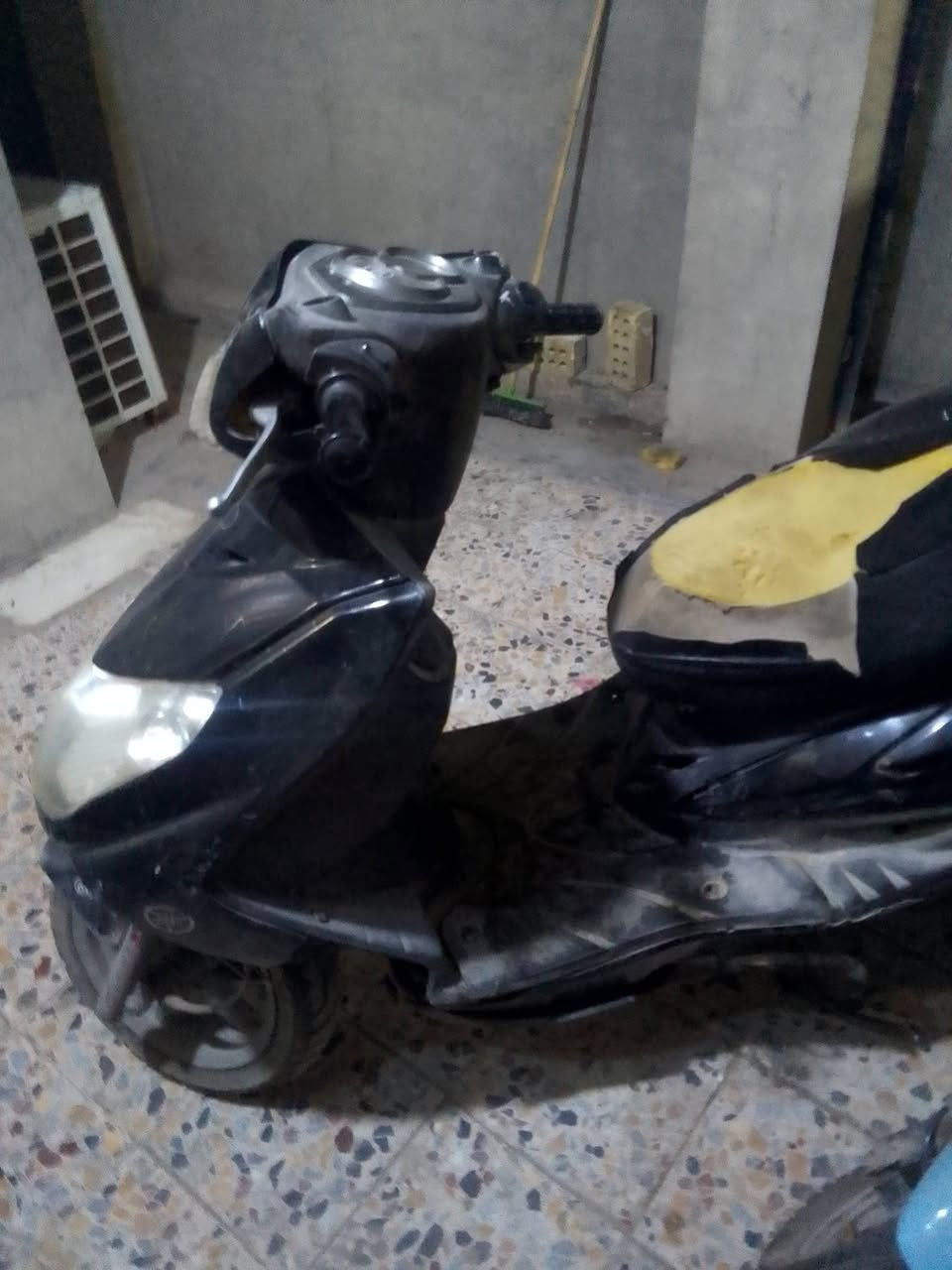 دراجة سكنس للبيع الدراجه مجفته
ابيع كوم حديد الدراجه تشتغل بس يمكن كابريتر يرادلها تبديل السعر 400 وبيها مجال


**إذا كنت صاحب هذا الإعلان وتريد حذفه لأي سبب، رجاءا أرسل رسالة إلى الدعم الفني**