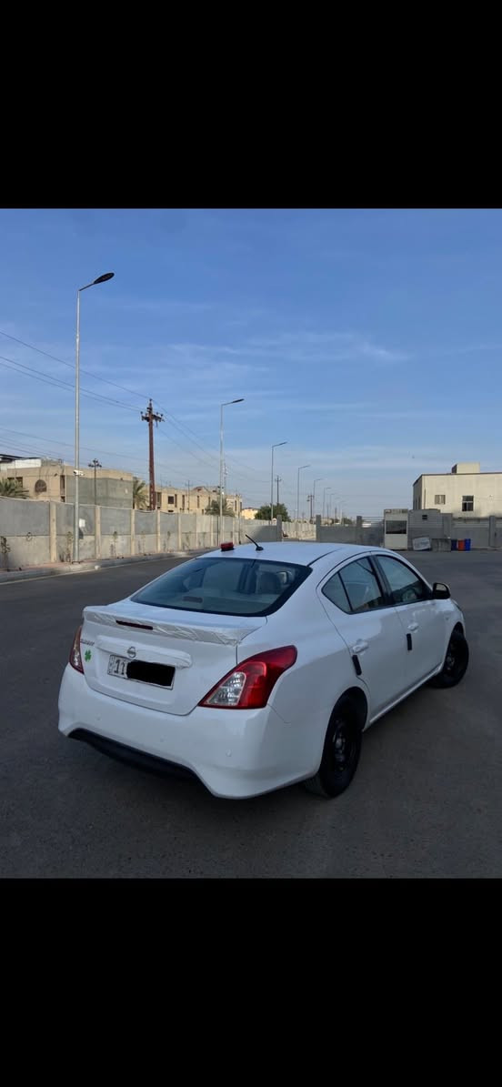 السلام عليكم
نيسان سني هندي 2019 
بليته زركه 
رقم بغداد  
بيه بل باب بصف سايق ع كد شبر صبغ وبيه بارد شبر 
سعر 107
مكاني بغداد 
الاستفسار ***********
