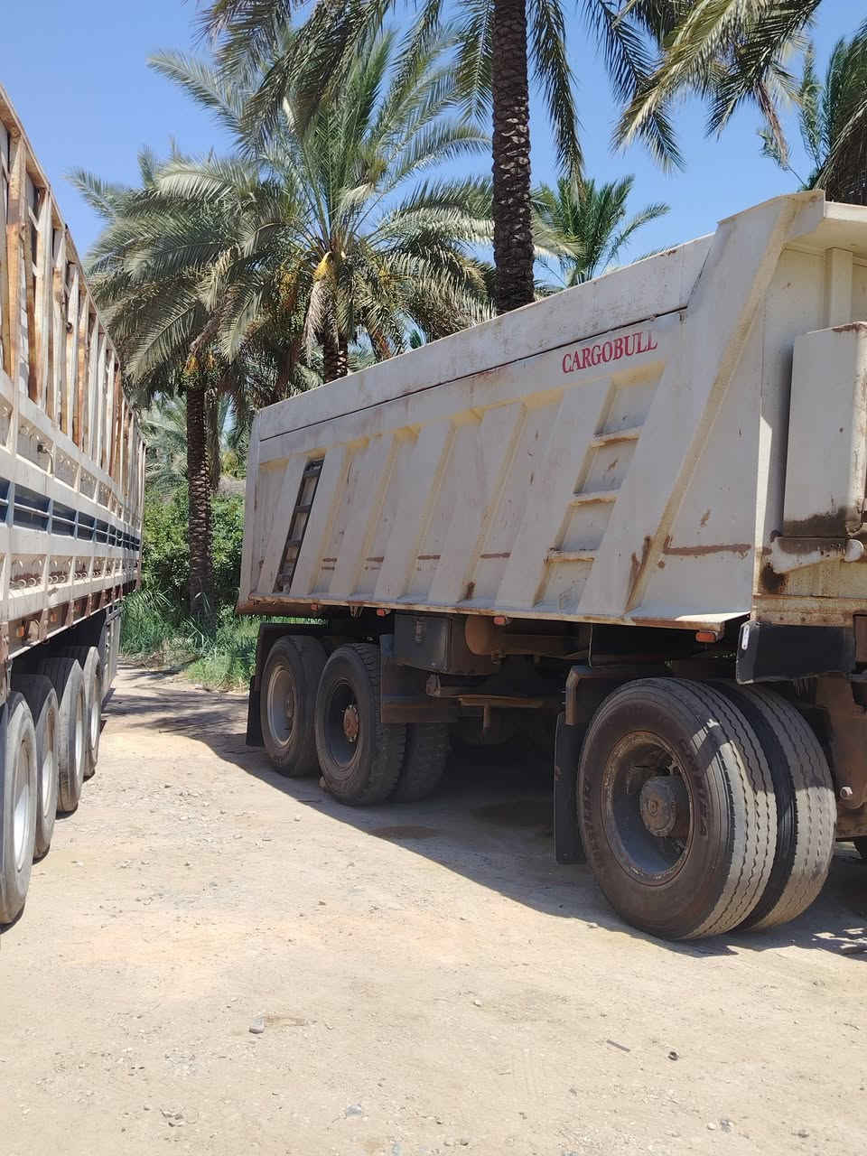 مقطوره للبيع ***********
