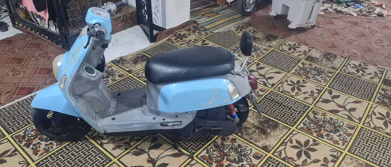 دراجه بوليسي مكفوله كفاله عامه مامفتوحه كابريتر دراجه نضافه فول شرط الفحص وضمان عنوان البصره ابو الخصيب شارع الوسطي ***********سعر ادراجه خاص حبيبي لا اتعلق وتكول ابيش خاص طب اوتدلل
