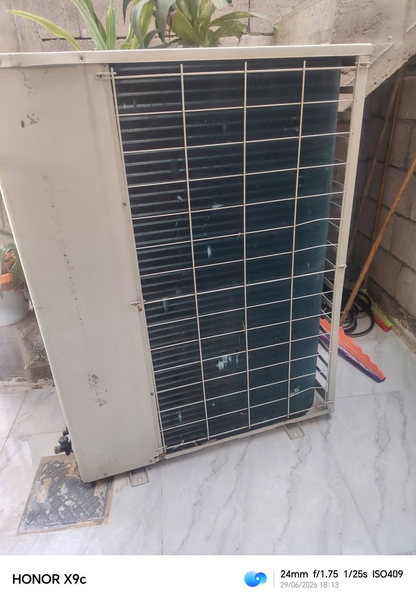 سبلت 4طن للبيع جاهز هو والواير والبواري والجوزات ااسعر 500 ♡***********
