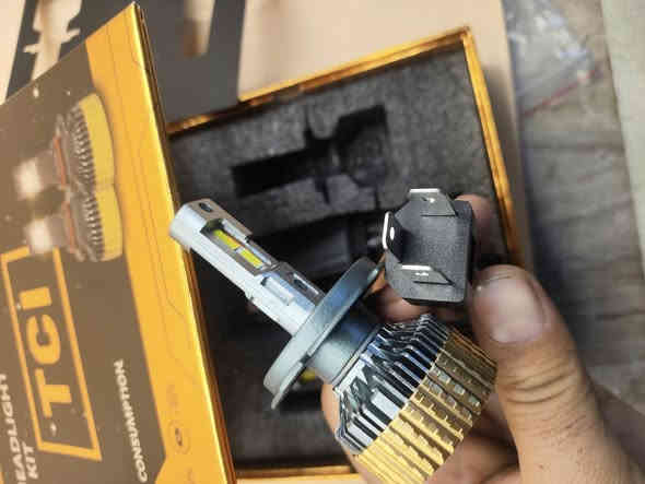 زنون متغير الناصري شمسي عالي ثلجي وبضمان سنه وسعر ب30الف فقط دبل برادللحجز  ارسل رساله على وات ساب رقم الهاتف *********** 
توصيل لكل المحافظات 5الف فقط
