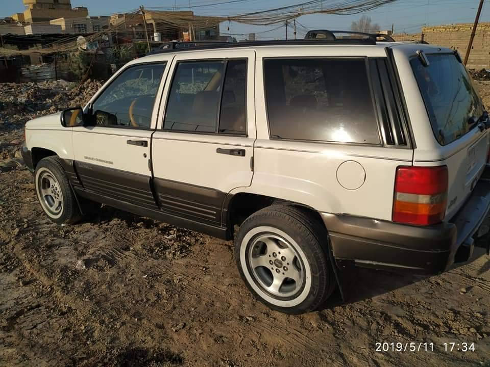 جيب شيروكي اباسمي مكينه 3000vvt سعر 50 /***********
