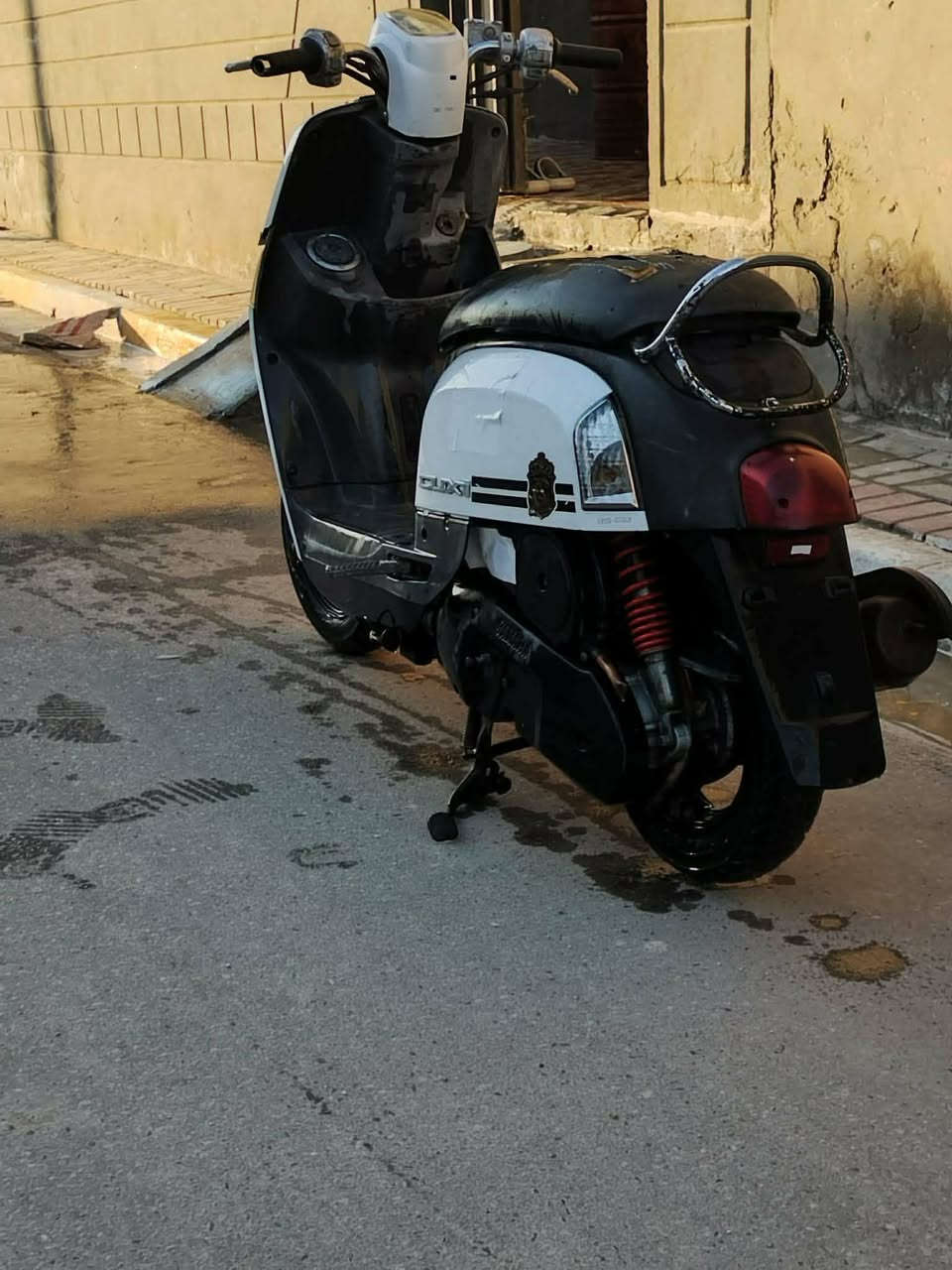 السَلٱمٌ عـَلـْيگم دراجه بوليس كابريته بلادي مكفوله كفاله عامه ما مفتوحه اخذهه للمصلح وفحص  دوانيه مركز الشراي اتصل ***********  خاص ما متواجد
