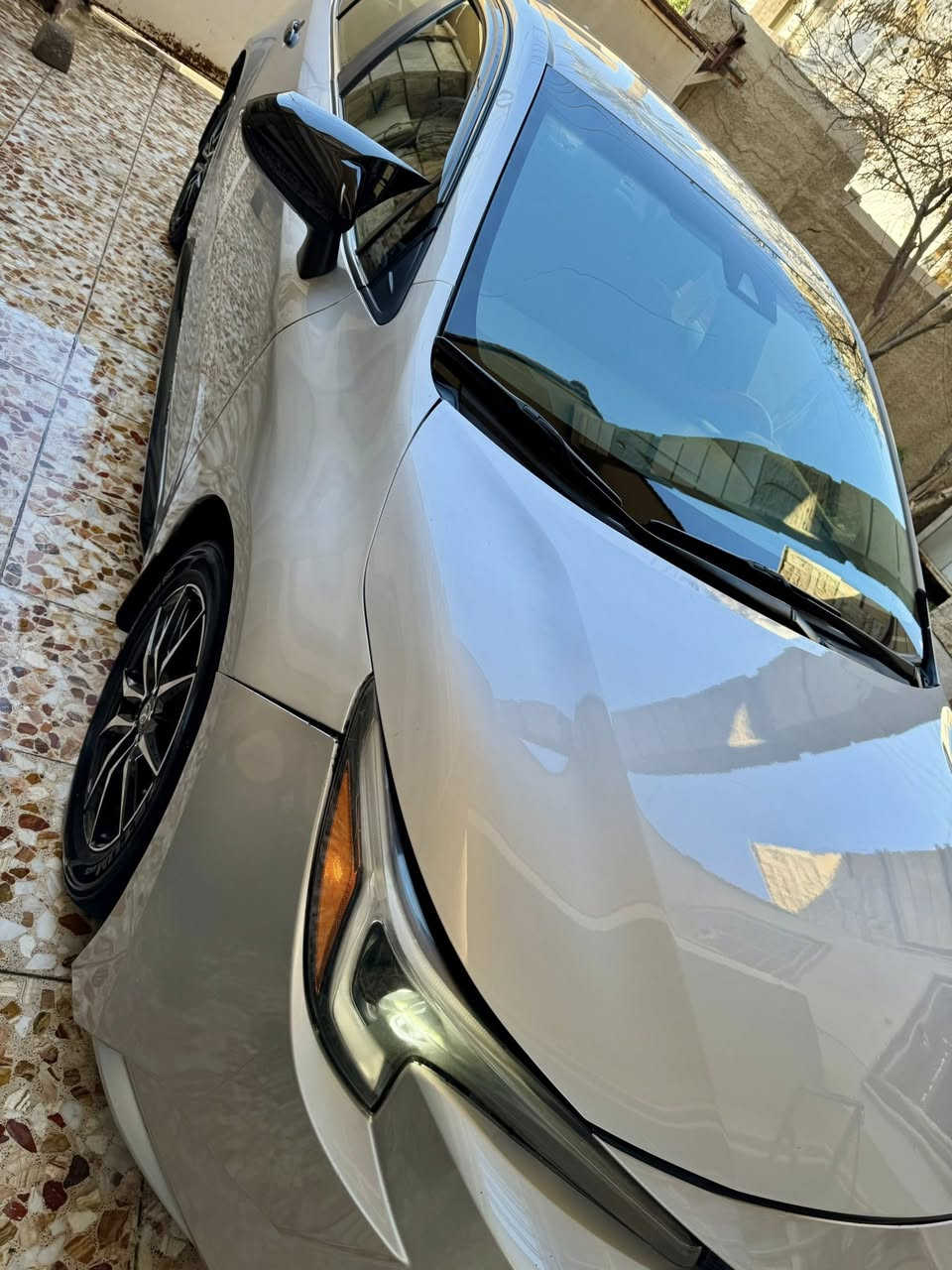 السلام عليكم كورلا 2023 هايبرد حادثها من امريكا فقط البنيد ايرباك فقط ستيرين وصار بيها بل عراق الجامغ الايمن وعدا هاذا مكفولة السيارة موصفات شاشة كبيرة تحكمات ستيرين كامرة خلفية حساسات ماشية ١٧ الف بعدها بوضع الشركة السيارة رقم وسنوية وهزة كلة جديد السعر 125 وبيها مجال حك الجية المكان بغداد السيدية رقمي ***********
