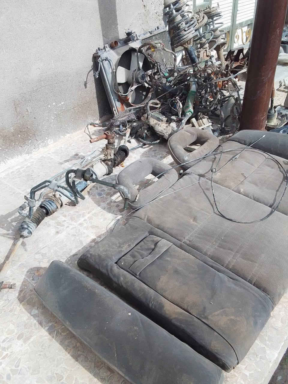 غراض مازدا 626ستيشن عنوان موصل الايمن للتواصل على الارقام فقط ***********كورك /***********اسيا
