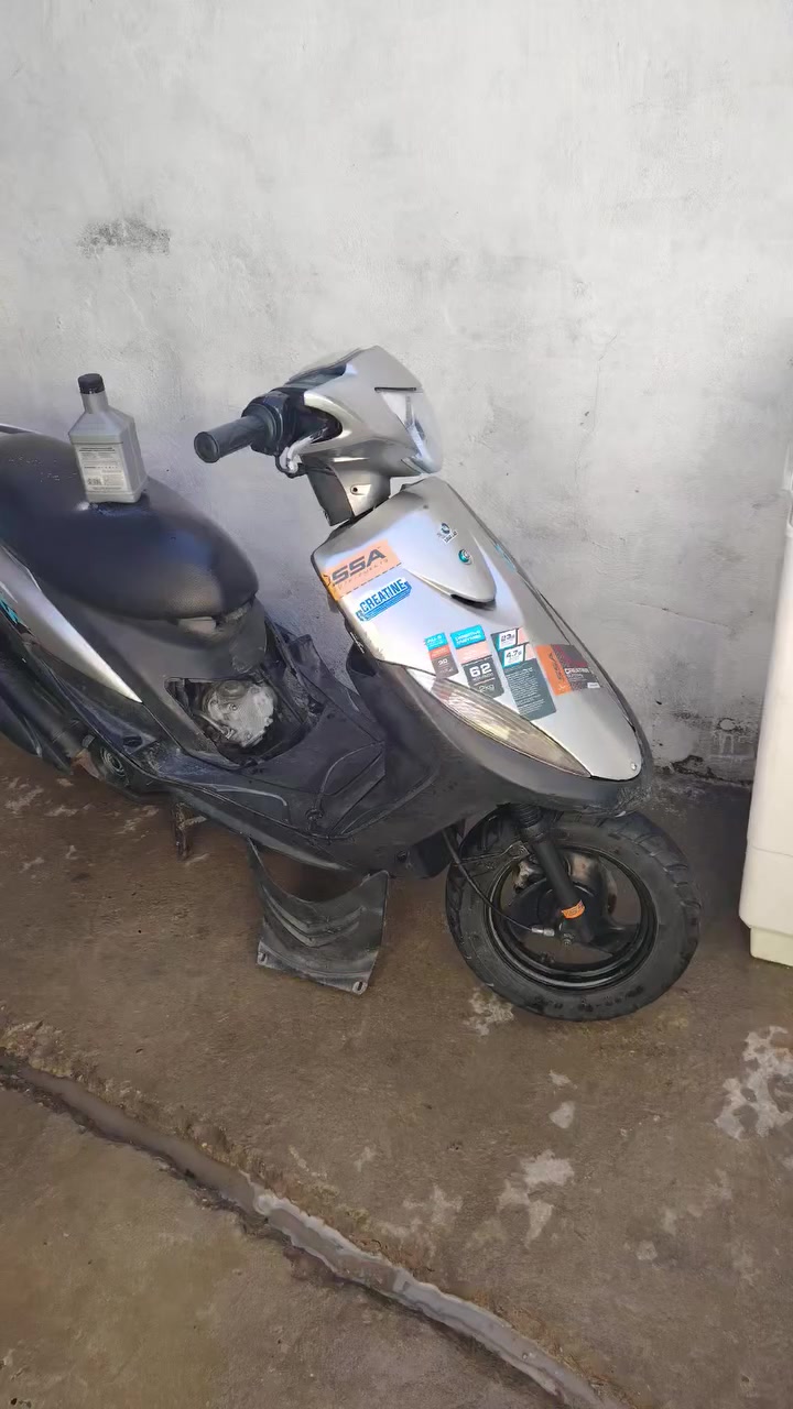 السلام عليكم اليريد النضيف هاذ النضيف دراجه ماكس عدله رصاصي الكفرات البلاد مكينه تزويد ٥٥ فول ملاح المكينه اوراق اصولي كامله ادير دهن امزويل داخل المكينه نضيف العيوب البيهة كسر بل كفر او كسر بل لحيه ولدبلات واگفه


**إذا كنت صاحب هذا الإعلان وتريد حذفه لأي سبب، رجاءا أرسل رسالة إلى الدعم الفني**