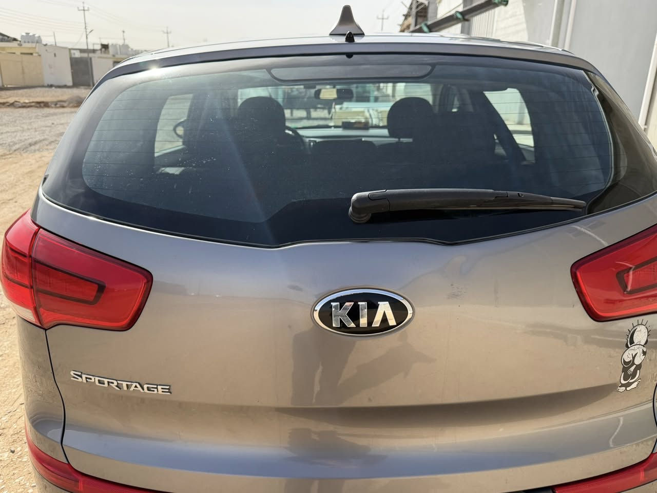 سبورتاج 2015 محرك جي دي اي تم استبداله قبل فتره قصيره مع منظومة تبريد كامله وتخم اطارات قبل اسبوع
جاهزه السياره استعمالها محدود 
تم شرائها في عام 2017 
جاهزه تماما 
رقمها بغداد دولي 
مكان السياره (بعقوبه )
سنويه مجدده و رقم دولي
السعر 14000 دولار امريكي 

تلفون/***********
             ***********
