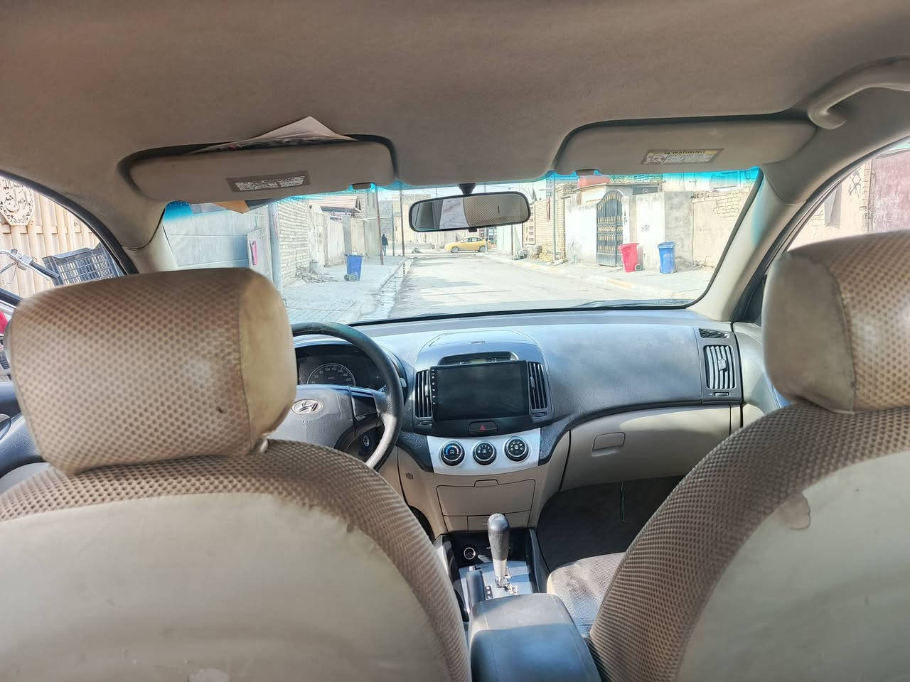 السلام عليكم
سياره انترا 
موديل 2010 خليجي 
محرك 1600 اوتماتيك 
قادسية مصفره هيئه وغرامه 
سعر 98 بيه مجال 
***********
