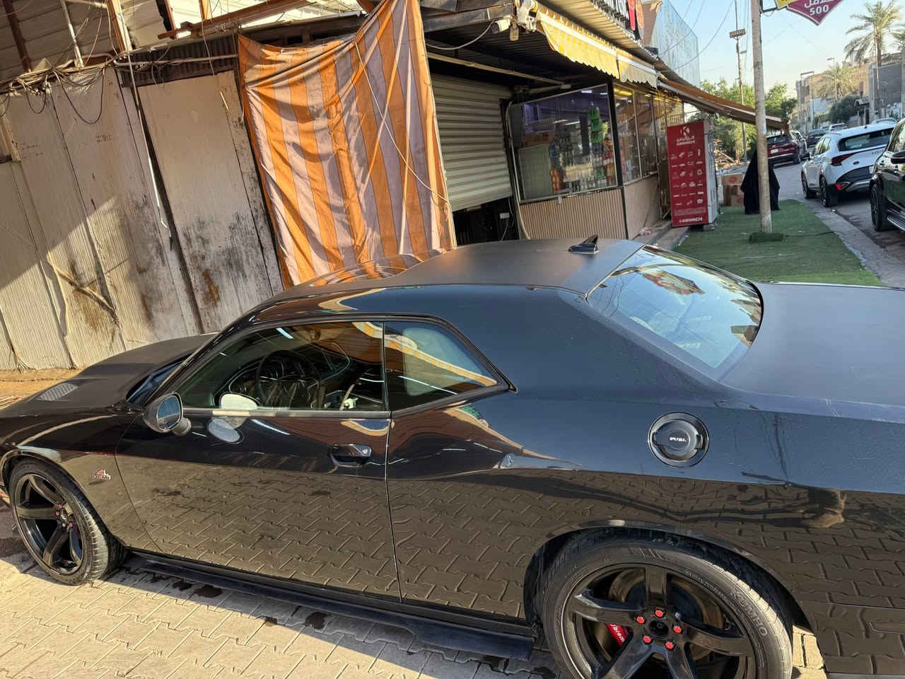 دوج جالنجر SRT سكات باك 2015 ✅(Dodge Challenger Scat Pack) 🏁
سيارة رياضية غنية عن التعريف، بأداء وحش وجاهزية تامة.
📊 مواصفات السيارة:
• الموديل: 2015
• الفئة: SRT Scat Pack
• المسافة المقطوعة: 72 ألف ميل فقط
• التعديلات والإضافات:
• برمجة احترافية (مصطفى آيكل) 💻
• شوتة رياضية (تنفس عالي للأداء) 🌪️
💎 الميزات والكماليات:
• بصمة تشغيل + تشغيل عن بُعد 🔑
• فتحة سقف (سلايد روف) 🌅
• شاشة كبيرة مع كاميرا خلفية عالية الدقة 📹
• كراسي (كشنات) تدفئة وتبريد ❄️🔥
📌 تفاصيل الحادث والسعر:
• الحادث: حادثها واضح ومثبت بتقرير السير (ايرباك سليم / شاصي سليم -).
• السعر: 140$ ورقة وبيه مجال بسيط للشراي الطيب 💰
📍 المكان: بغداد - شارع فلسطين
📞 للتواصل والاستفسار: ***********
