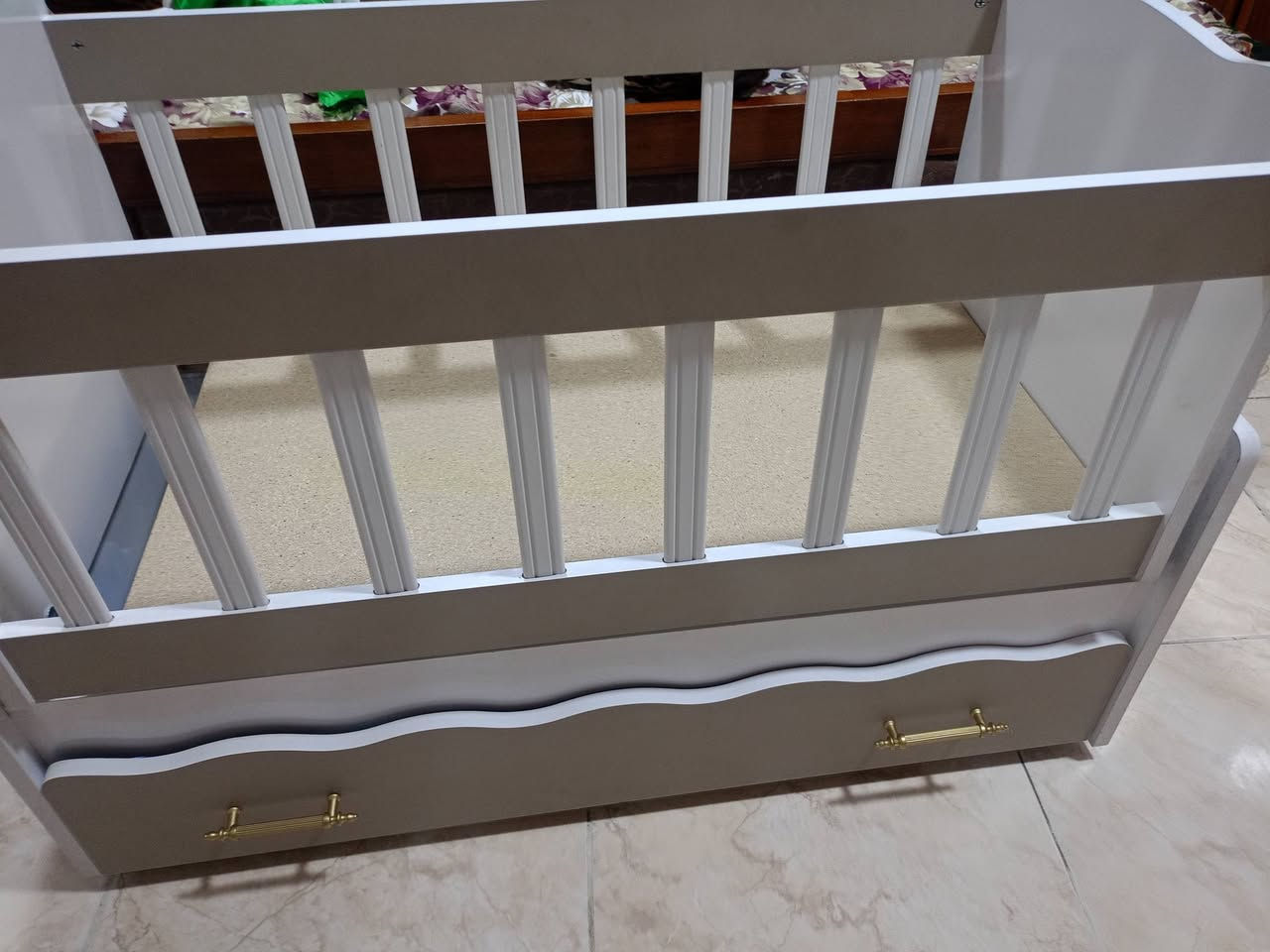 للبيع بغداد شارع الكفاح 75وبيه مجال


**إذا كنت صاحب هذا الإعلان وتريد حذفه لأي سبب، رجاءا أرسل رسالة إلى الدعم الفني**