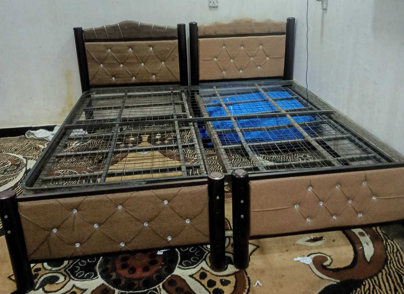 وحدا بيها تحتاج لحيم من نص وياهن  حديدة ثانيه مترين فوك الحديدة مال جربايه الاصليه ب70وي الحديده بدون لحديدة الاضافيه ب60


**إذا كنت صاحب هذا الإعلان وتريد حذفه لأي سبب، رجاءا أرسل رسالة إلى الدعم الفني**