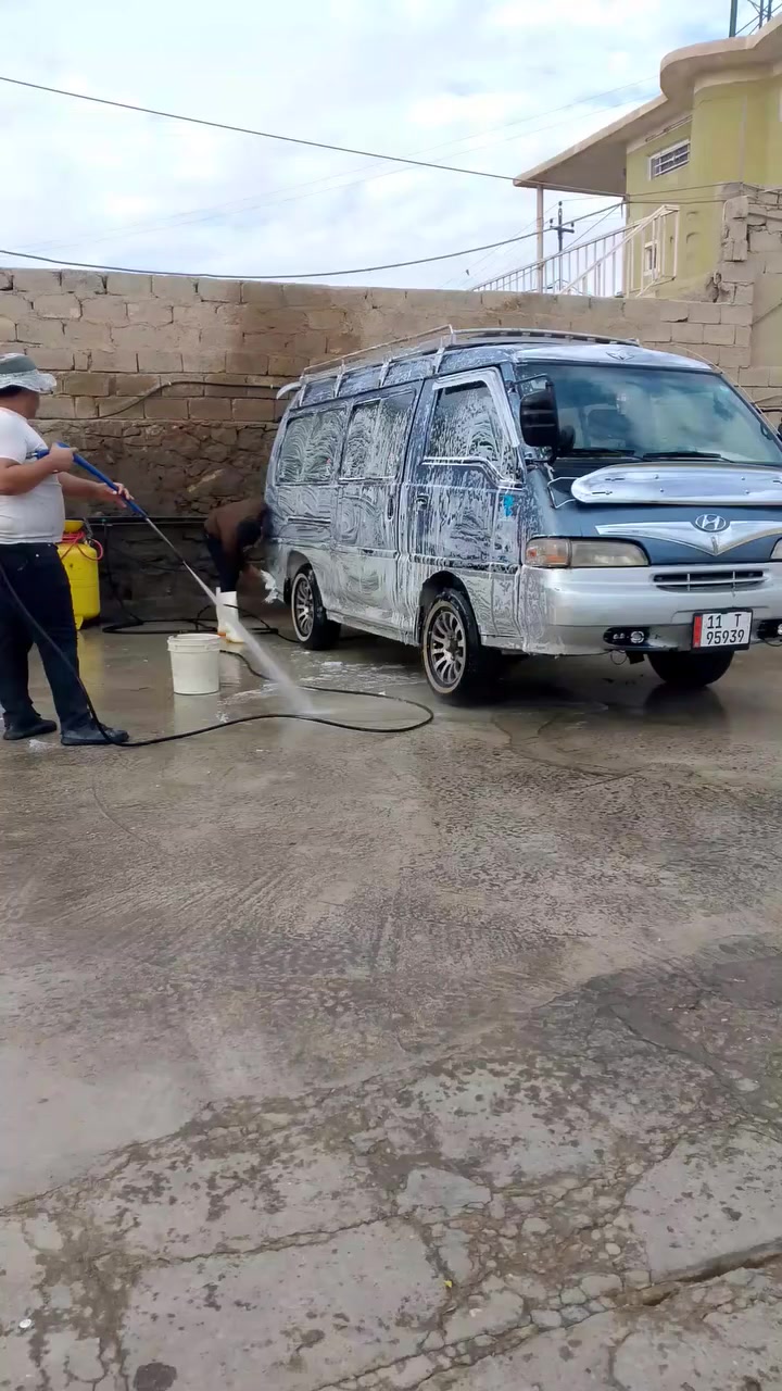 السلام عليكم كيا هوندا موديل 95 سنويه 29 الشرعي بالموصل شرط الوكاله والتحويل السعر 55لمجال ***********
