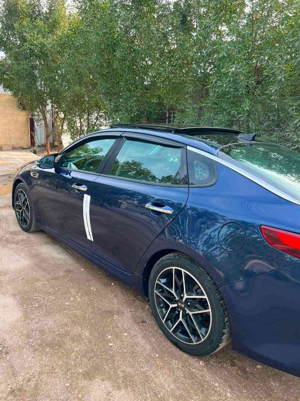 سلام عليكك
للبيع اوبتما 2018
فول مواصفات 
ما عده البصمه 
بيه اربع قطع صبغ 
رقم سليمانيه باسمي شرط التحويل 
العنوان الشعب 
رقم ***********
