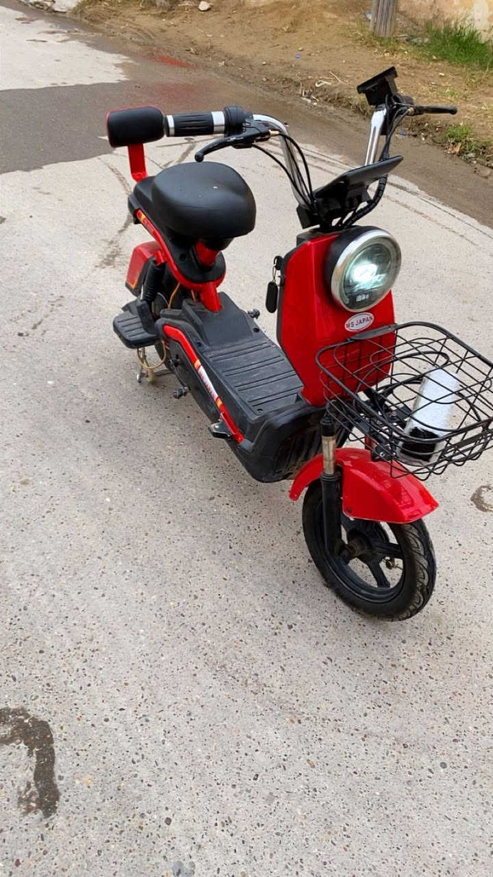 دراجه شحن حجم 14للبيع
بصمه +سويج
سرعه 45
السعر 250 وبي مجال
للاستفسار ***********
العنوان_ صلاح الدين_تكريت
