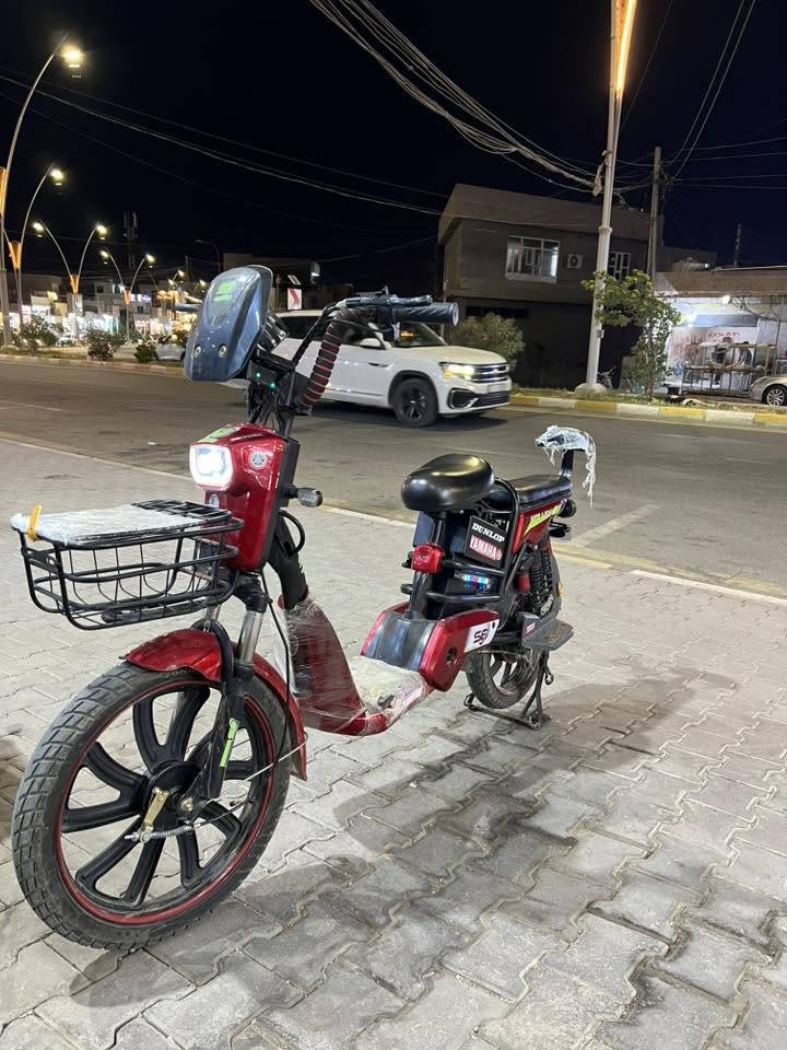 پاسکیل شەحن حەجم 20 فول مواسەفات  دوو سویچو دوو بەسمەوە دوو کارتی لە گەڵە وەکو تازە وایە نرخی 380هزارو معامەلە.  ***********شوێن کەرکوک
