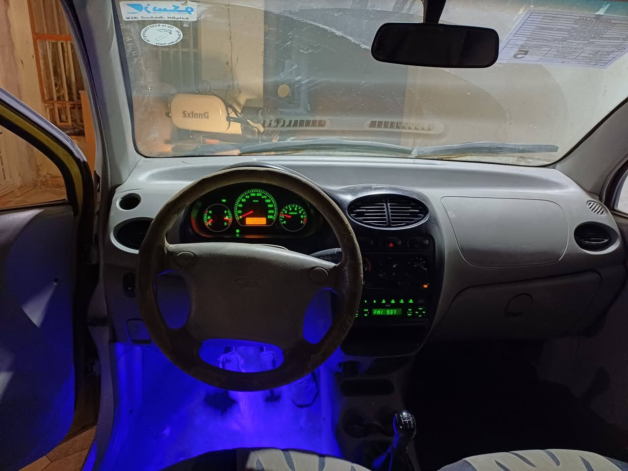 السلام عليكم
كيو كيو ٢٠١٢ كير عادي بلادي 
رقم بابل سنوية ما ساقطة 
بيها ضربة بلصفحة 
ما مكلوبة السيارة فقط ضربة مبدل بيبان ثنين 
وبيها ضربة خفيفة بلبجم 
كير وكينة مفولات 
حدادية جديدة
 كهربائيات شغالة 
تحويل مباشر 
السعر ٢٠ وبيها مجال 
مكاني بابل المسيب 
***********
