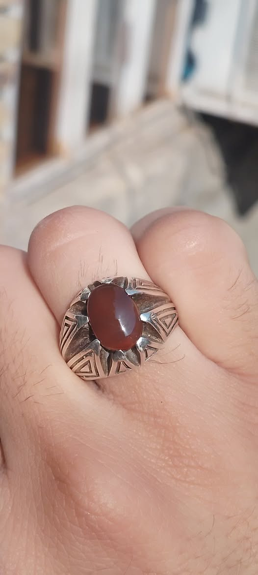 السلام عليــكم
لبيع ب( 25 الف) بدون عمله رجاءً قياس يلبس  ( 21 )
محبس عقيق يماني طبيعي صياغه جميله تحفه فضه
بدون إحراج توصيل ماكو  ( بدون حجز رجاء اخوي )
مكاني  بغداد مدينه الصدر


**إذا كنت صاحب هذا الإعلان وتريد حذفه لأي سبب، رجاءا أرسل رسالة إلى الدعم الفني**