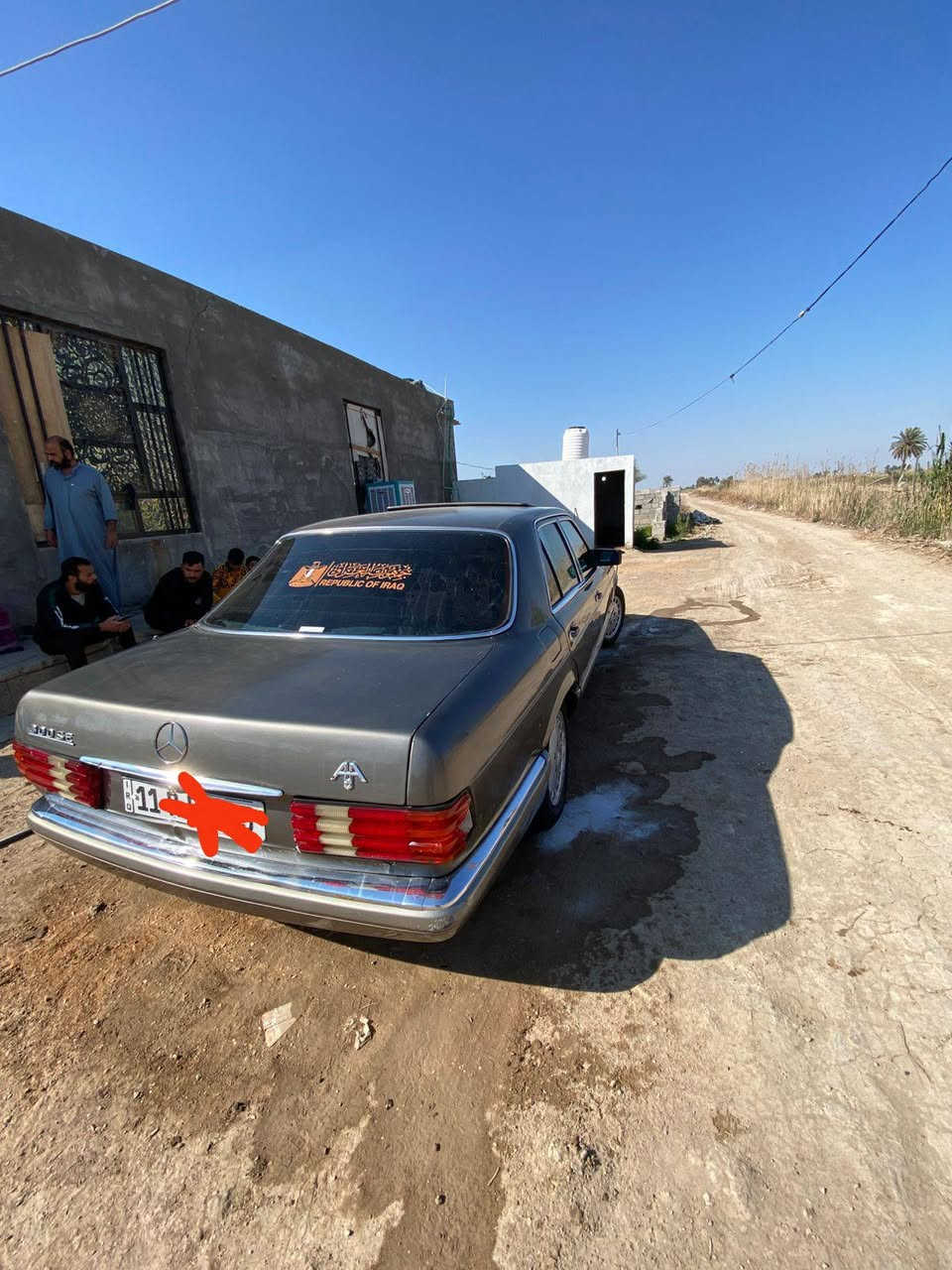 السلام عليكم بيع او مراوس ترهم حسب القناعه  مارسدس جامبو موديل 87 رقم بغداد انكليزي راعيه موجود شوكت متحب يداورلك عله طلب لسانك اي يوم يعجبك  مكاني بكربله  كهربايات كله شغاله تبريد  ثبلج🥶 لاستفسار اتصل وبيك خير وتدلل ***********
