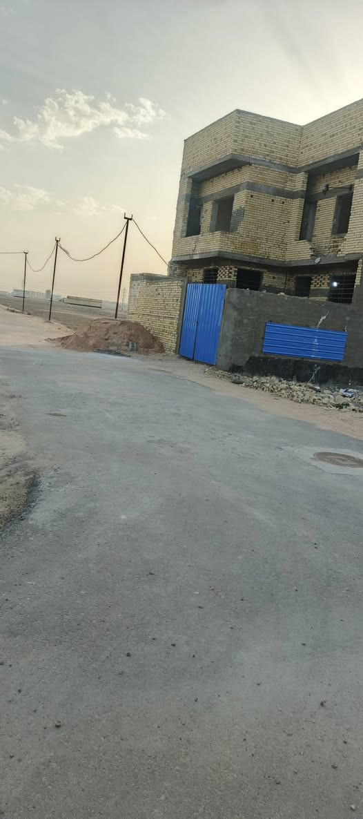 🔴 فرصة مميزة للبيع – موقع سكني ممتاز 🔴
نصف قطعة أرض سكنية بمساحة 100 م²
📍 الموقع: مقابل مجمع النرجس الجديد – قرب معمل الأنابيب – منطقة 6000
📏 تبعد فقط 150 متر عن شارع 60 الرئيسي (يفصلها الشارع عن المجمع السكني)

✔ موقع هادئ ومناسب للسكن العائلي
✔ قريب من الشارع العام والخدمات
✔ منطقة مخدومة ومناسبة للبناء أو الاستثمار

📞 للاتصال والاستفسار:
***********

يرجى مشاركة الإعلان لمن يهمه الأمر
