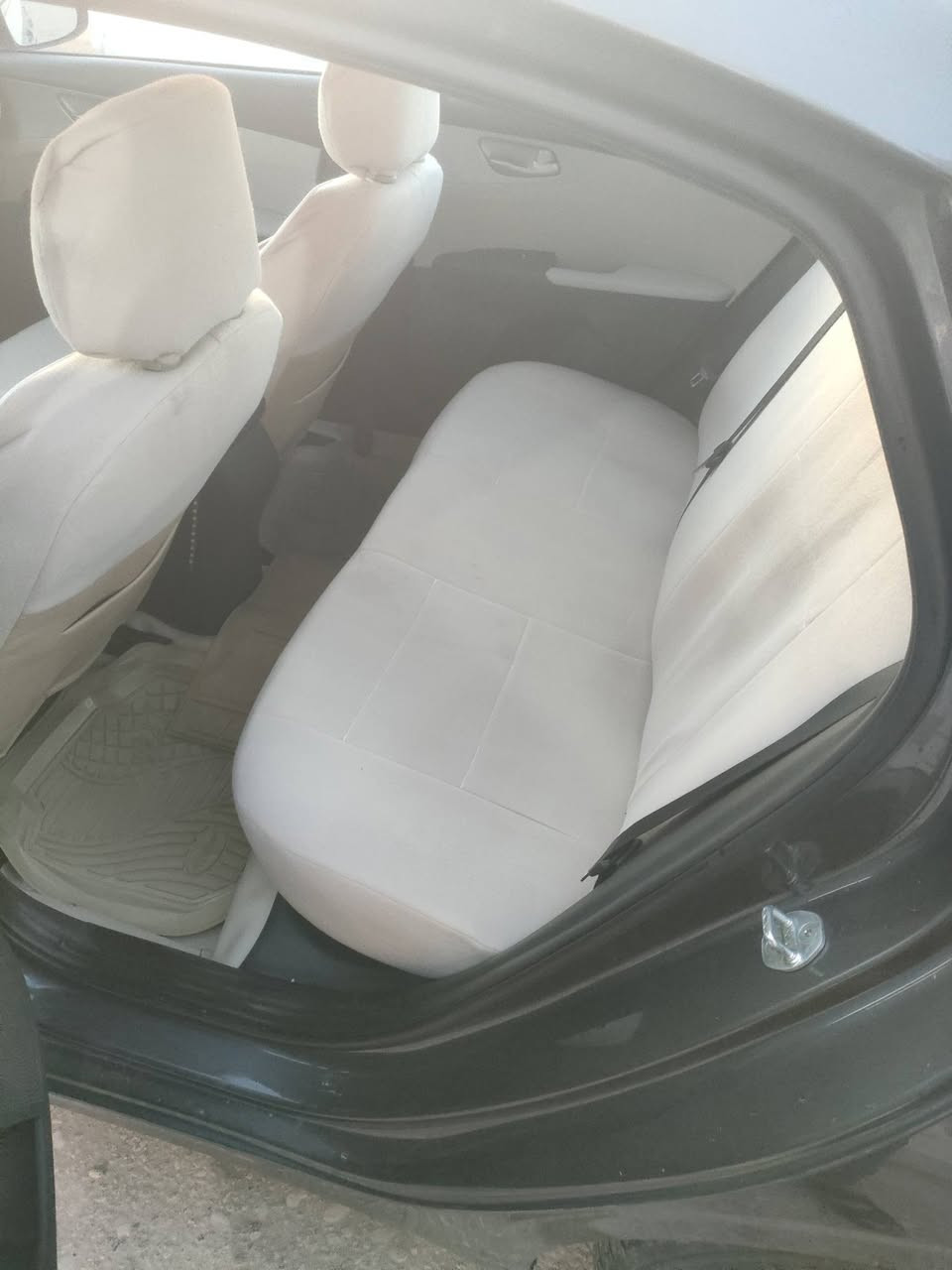 سلام عليكم للبيع سياره فورتي موديل 22خصوصي رقم مثنى معوقين وكاله بسم المشتري مكينهكيرشرط ضرربنيد +جاملغ العبري سايره نص فول تحكم استيرن مانع انزلاق تحكم استيرن مثبت سرعه سياره جاهزه عله اخر حبايه سعر 133وبيه مجال  او مراوس بسياره ابتيما رقم ***********
