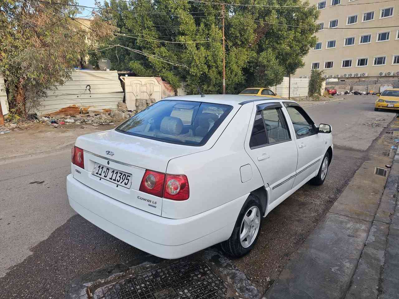 السلام عليكم
للبيع شيري كوين 2010 ماشه 80 الف
رقم بغداد دولي تحويل مباشر
جديده وجاهزه من كلشي تبريد تدفىه
محرك كير مكفولات على وضع الشركه 
صدر خلفي امامي تخم تاير جديد 
مكاني بغداد العامريه السعر 48
*********** واتساب
