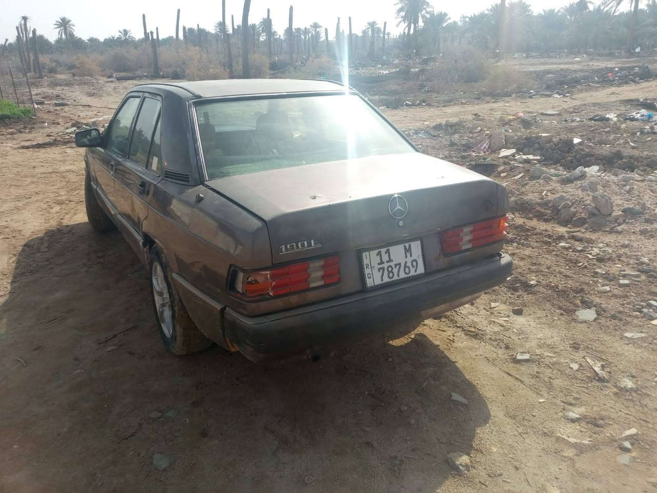 مارسيدس 190 رقم بغداد دولي. بسمي سنويه جديده مكينه ونجي.  سعر 28 المكان ناصريه مركز ***********
