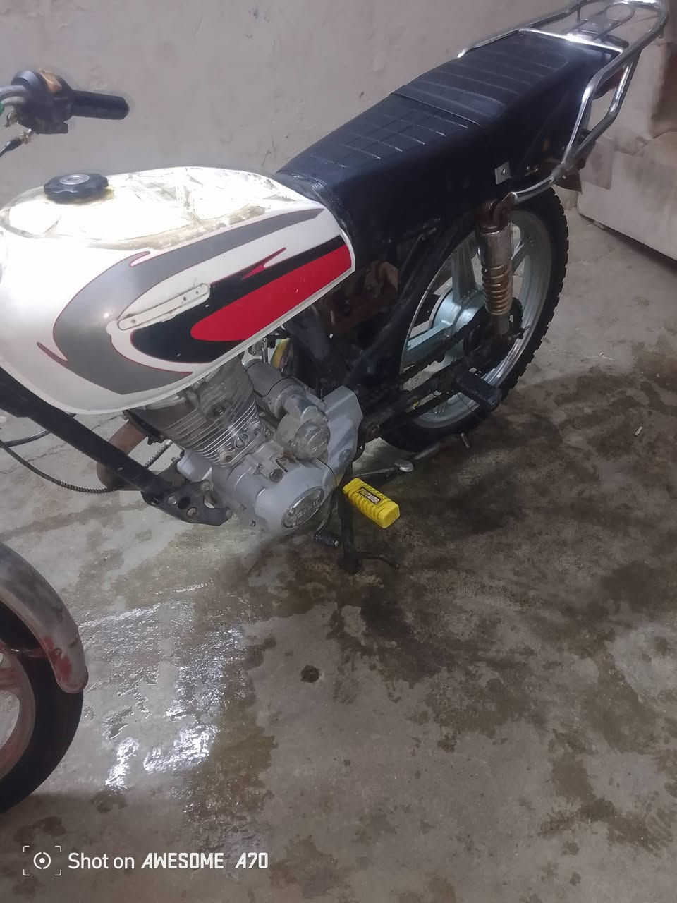 السلام عليكم ماطور جني 5كير محرك نظيف وحلو ماطور نظيف بس يحتاجله كهربائيات السعر 250/***********
