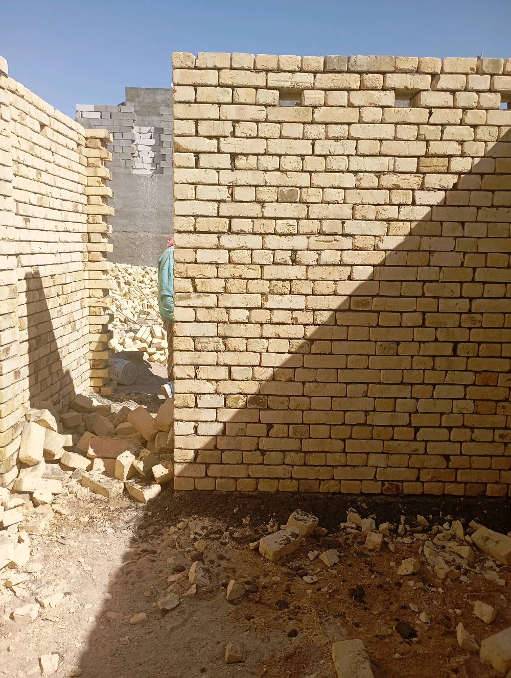 كادر بناء درجة أولى تسليم مهندس