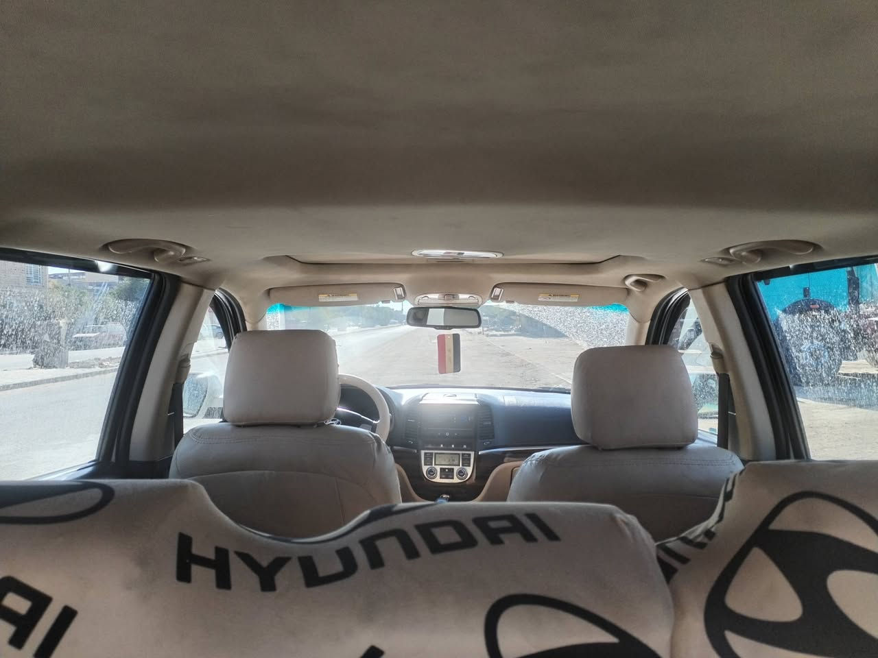 سلام عليكم سنتافي للبيع مكفوله كفاله عامه واحد عل واحد عل وضع الشركه موديل ٢٠١٢ سياره فول مواصفات محرك 4سلندر كشنات كهربائي بصمه فتحه تحكم سترين سياره خير من الله بل عافيه عل ياخذه للاستفسار *********** مكان نجف السعر ١٤٧وبيه مجال قليل
