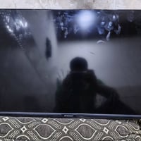 شاشه بلازمه حجم ٣٢ شرط النضافه للبيع ٧٥ للتواصل 07821320015