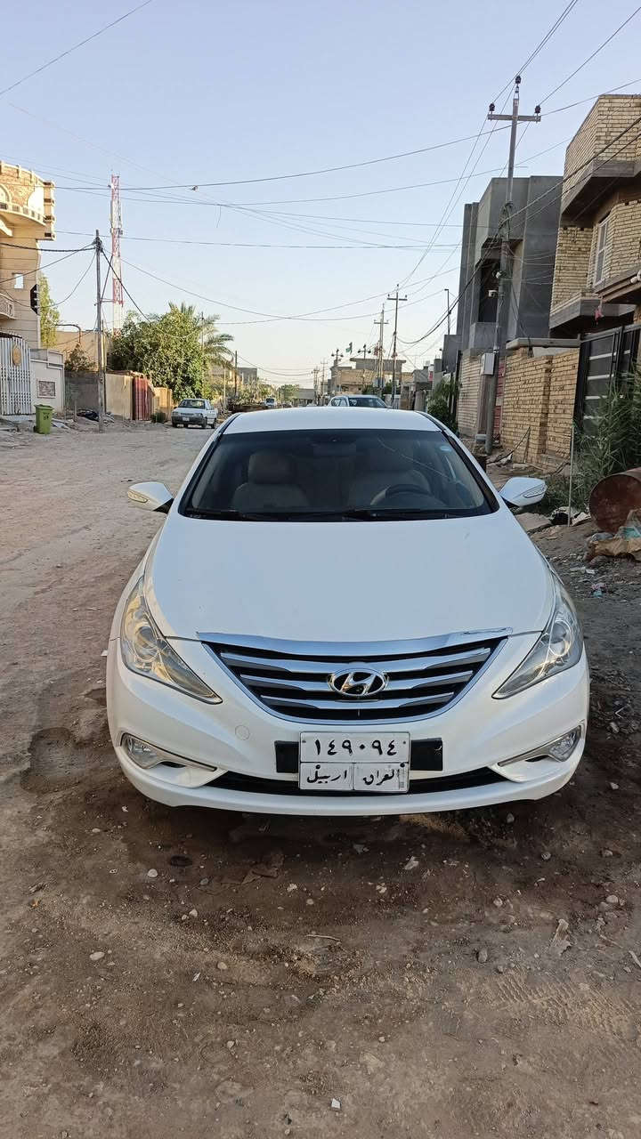 سلام عليكم سوناتا 10
خليجي ابيض رقم اربيل الماني بيها قطعتين صبغ بدون داخل فقط صبغ اذر جراد معروضه 105وبيها مجال الطيبين مكان حله 
***********
