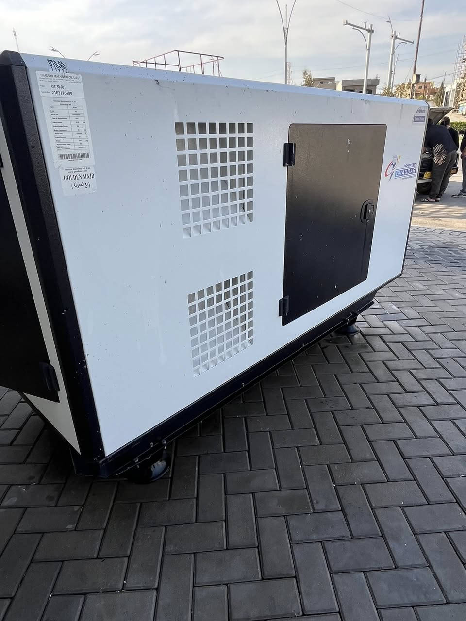 مولده بيركنز 60 kv 
بيركنز اصلي UK توليد فرنسي 
مكفوله شرط 
***********
