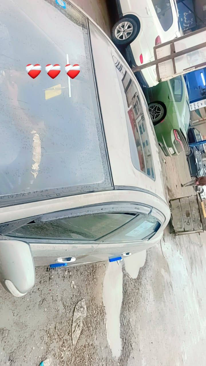 كيا فورتي موديل 2010وارد امريكي حدث حالوب  مصبوغه حزام جماليه  فقط مكينه 2000دوش كير عادي خمس نمر تحكم ستيرن جهتين تبريد تدفئه فتح قمارقه تخم تاير ويل كب باتري جدي  سعر 75ورقه رقم بغداد نكليزي هزه جديده تحويل مباشر  سويه للستفسار اتصل ***********
