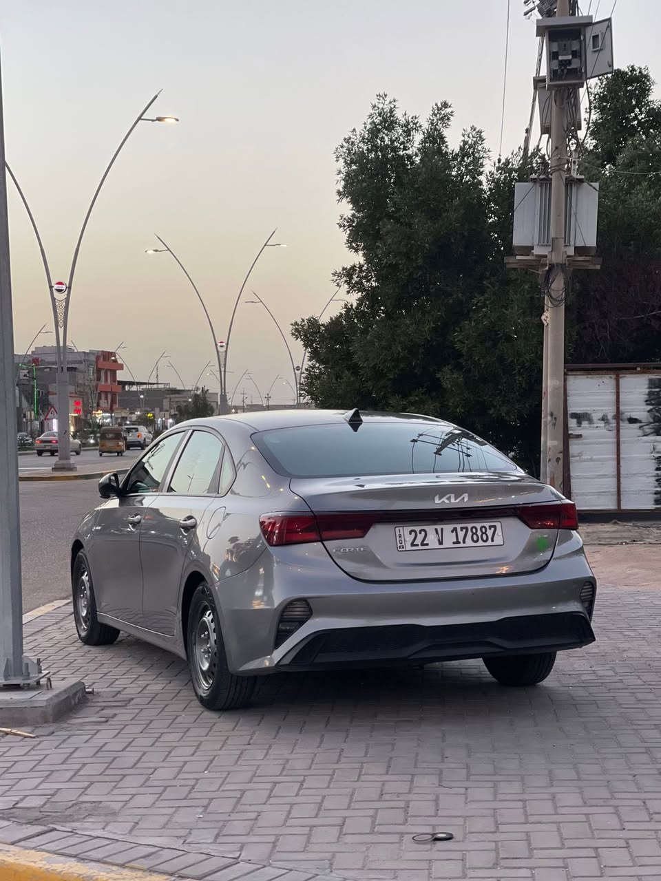 سلام عليكم كيه فورتي2023 وارد امريكي للبيع فقط
مواصفات نص فول العروفه
حادثها بلمنشور تبديل مدكر امامي فقط بدون شواصي 
سعرها.  148$. وبيها مجال للشراي تتصل تشلع عيوني
رقم اربيل تحويل وكالة انا حاضر تجيك لباب بيتك
***********محمد ابو رقيه اتصال وتساب متواجد
